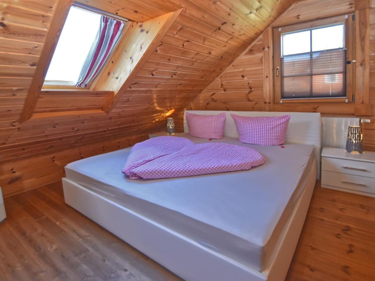 Comfortable Holiday Home With Hot Tub Teunz Exteriör bild