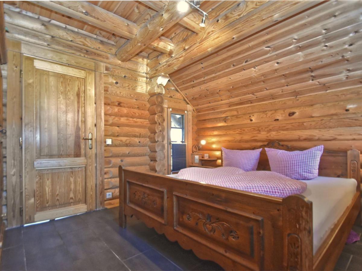 Comfortable Holiday Home With Hot Tub Teunz Exteriör bild