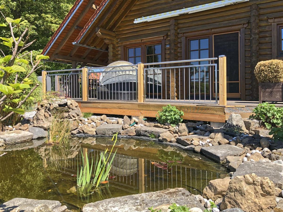 Comfortable Holiday Home With Hot Tub Teunz Exteriör bild