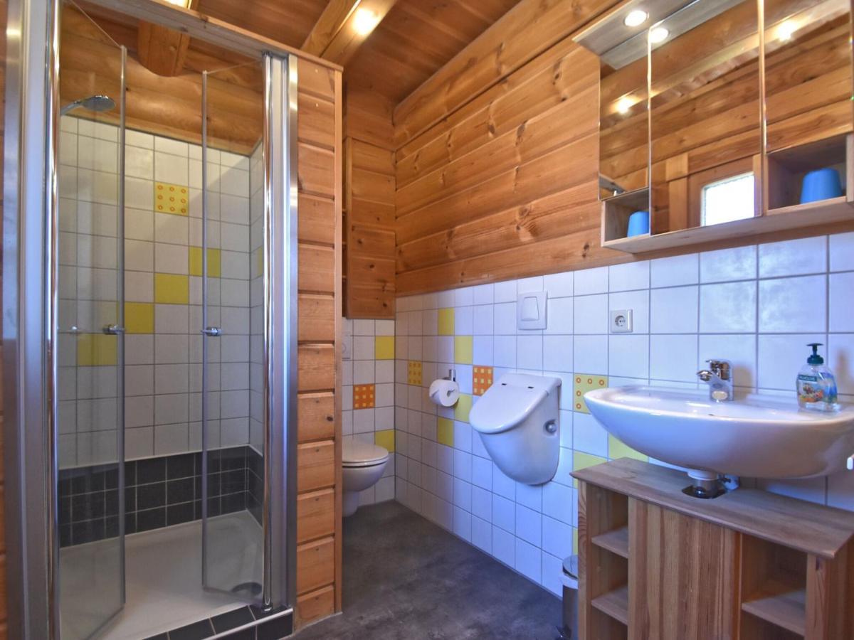 Comfortable Holiday Home With Hot Tub Teunz Exteriör bild